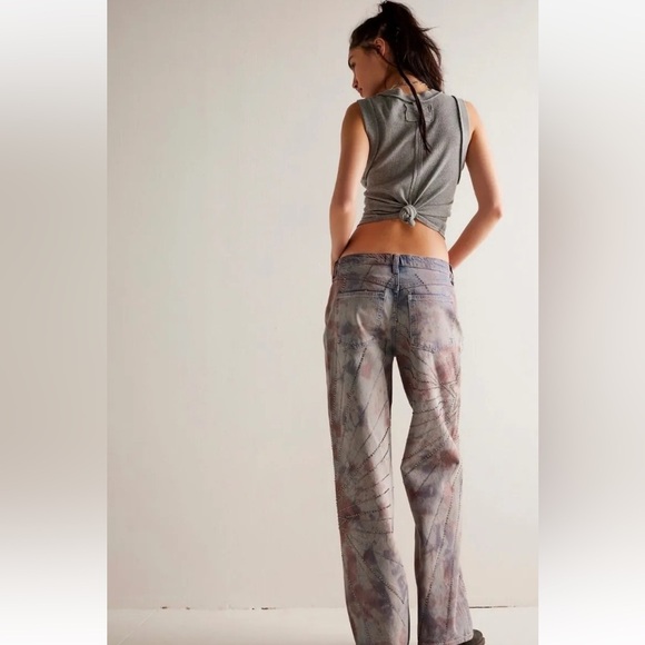 Free People Aurora Mid-Rise Straight Jeans Size 30 NWT - Picture 3 of 15